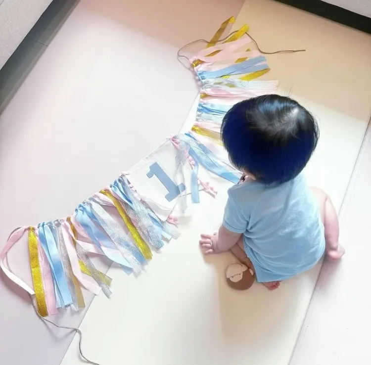 愷樂今天開心分享兒子1歲了。翻攝愷樂IG