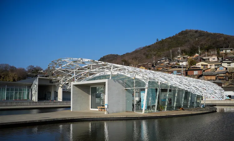 Jaume Plensa創作的《男⽊島の魂》。田欣雲攝影　
”Ogijima’s Soul” Jaume Plensa