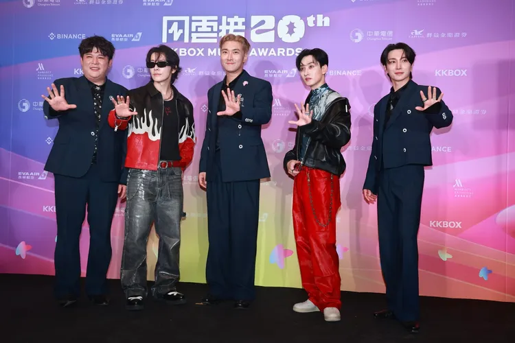 神童（左起）、東海、始源、銀赫和利特。王郁惠攝