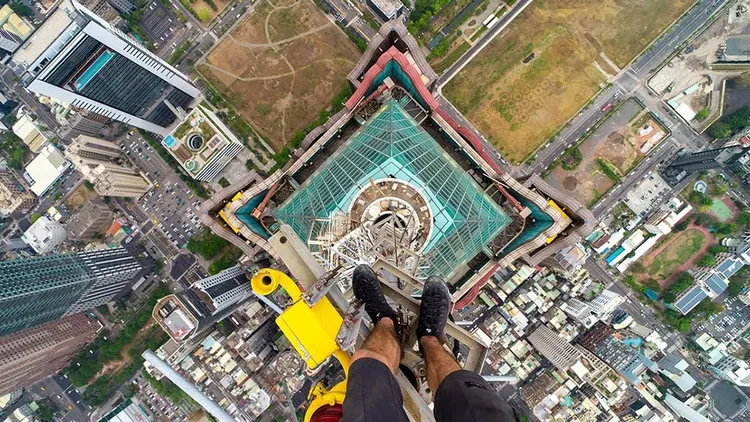 Tom公布攻頂85大樓的畫面。翻攝自street__vision IG