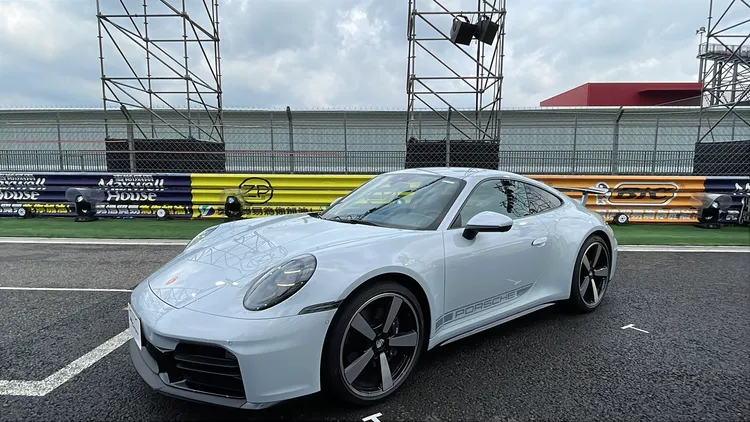 全新911亦同步提供訂製計畫，車主可依喜好打造獨一無二的個人化車款。林浩昇攝