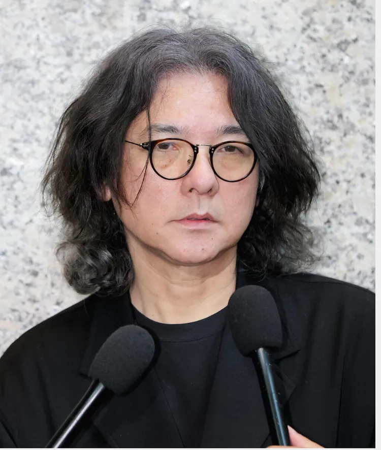 《情書》導演岩井俊二。翻攝Yahoo Japan