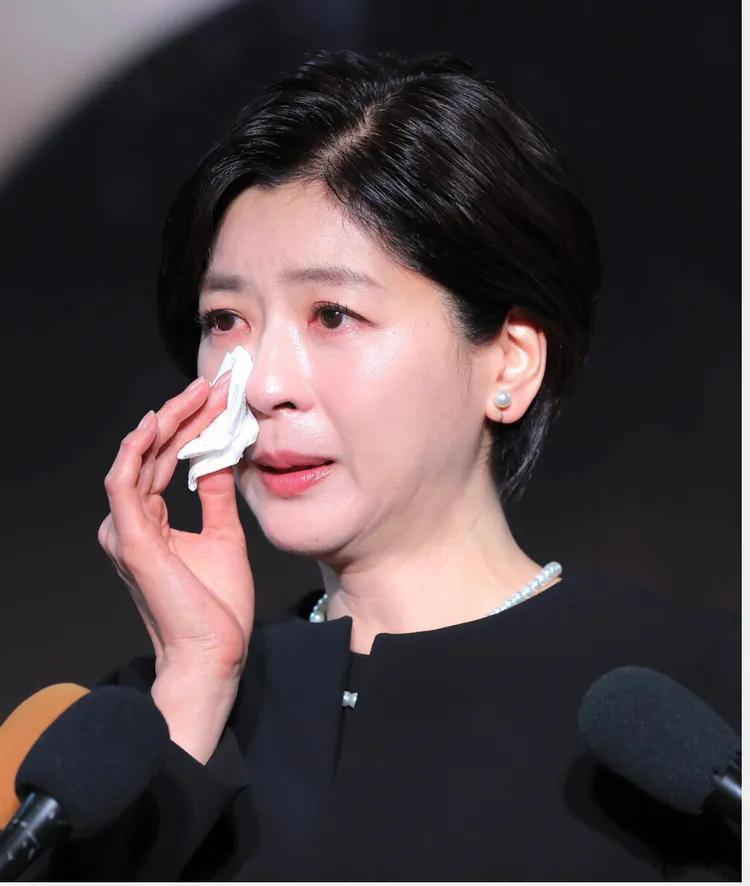 妹妹中山忍的致詞讓在場人聞之鼻酸。翻攝Yahoo Japan