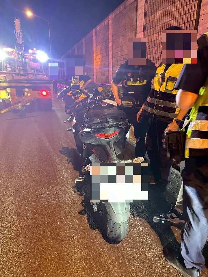 國道警方從苗栗一路追到雲林，共追了115公里才攔下官男。民眾提供