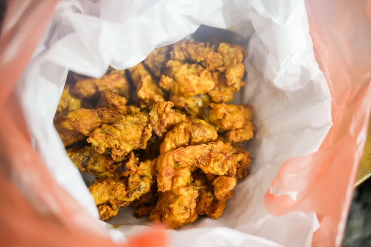 Manong Chicken蒜味炸雞。田欣雲攝影