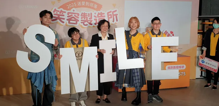 被問與2位前男友互動，LuLu（右二）處理方式有差別。張瑞振攝