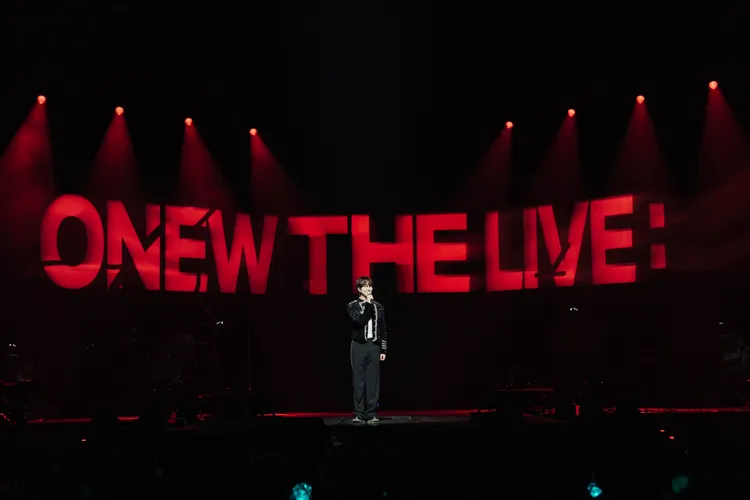 溫流在大螢幕寫下繁體字「每個人都是自己人生中的winner」。讀者提供