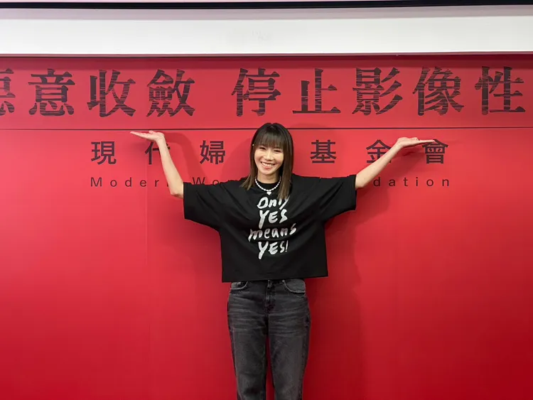 大牙因勇敢發聲經濟受到影響。讀者提供