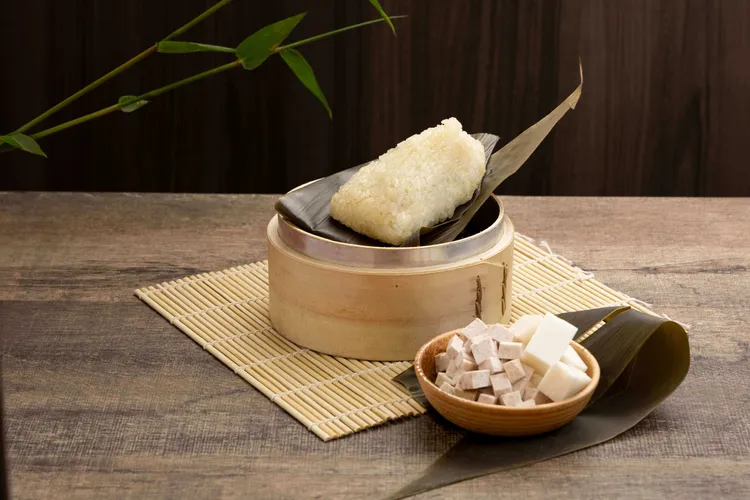 芋泥豆沙麻糬粽。業者提供