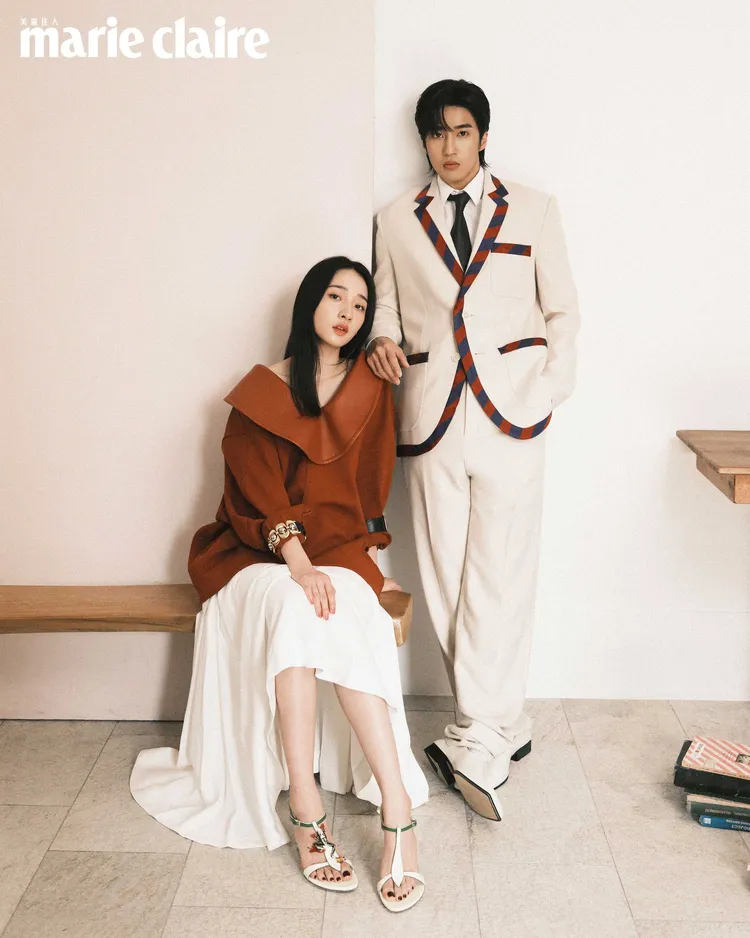 李沐（左）、婁峻碩（右）拍攝《Marie Claire美麗佳人》封面。《Marie Claire美麗佳人》國際中文版提供