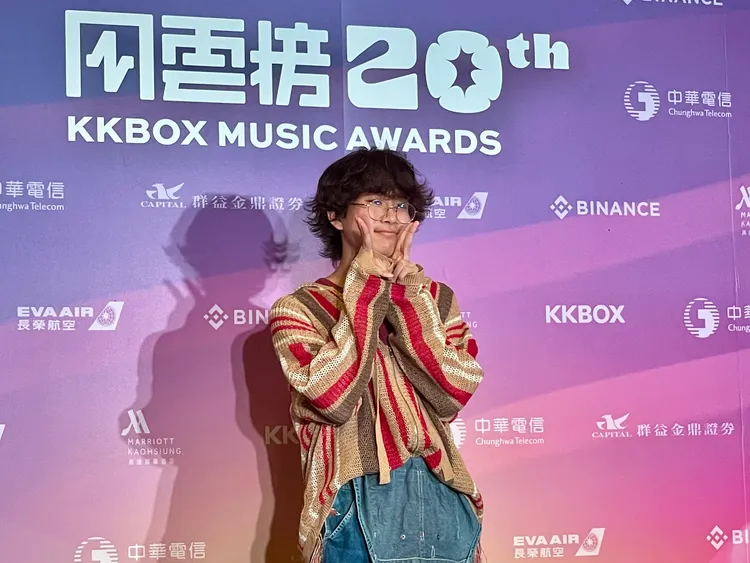 AKASAKI首度來台，父母也跟著一起來。王郁惠攝