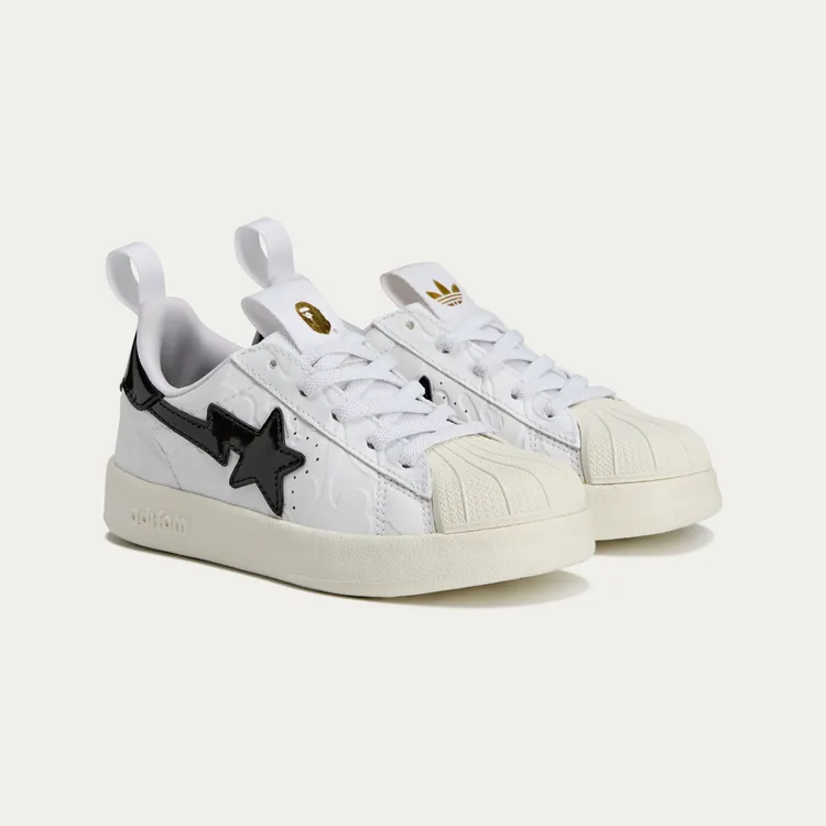 adidas Originals、BAPE「ADIFOM SSTR」（兒童款），2890元。品牌提供