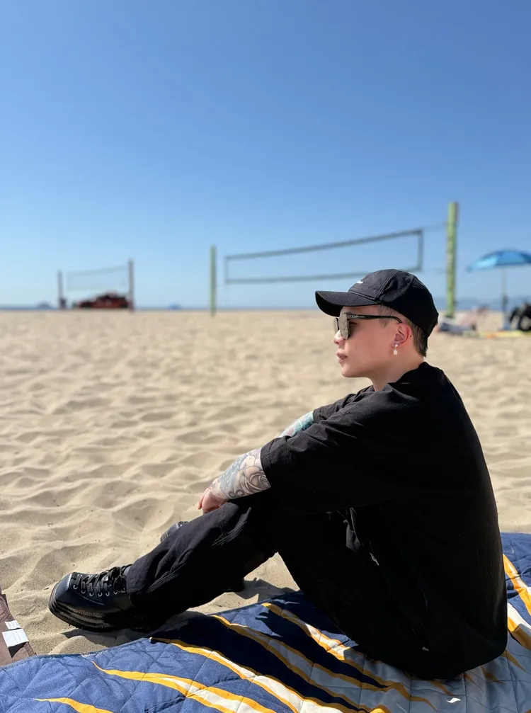 蕭秉治在五月天拉斯維加斯場擔任開場嘉賓後，留在美國放假兼放空。圖／相信音樂提供