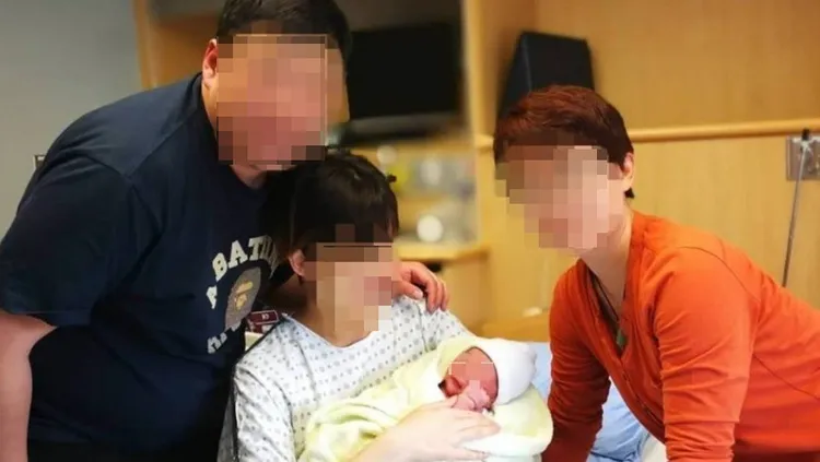 美國非法「生育旅遊」業者（右一）招攬中國夫婦赴美生產。翻攝CourtCalifonia