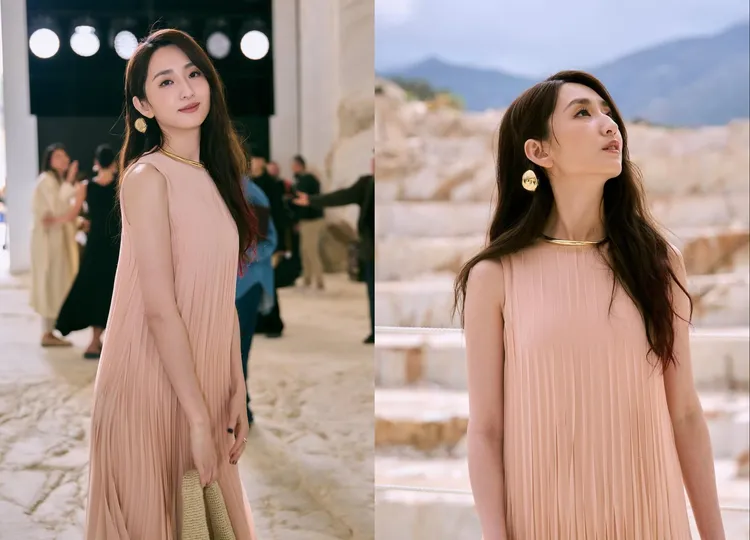 柯佳嬿的看秀造型狂飄仙氣。翻攝柯佳嬿IG