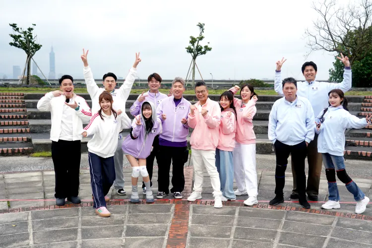 (左起)無尊、鹿希派、Yuri、林襄、李易、張立東、沈玉琳、徐凱希、安芝儇、趙正平、風田、一粒。東森綜合提供