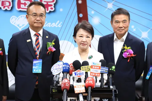 426「挺身而出」上凱道 盧秀燕:提醒執政當局拚經濟、顧人民