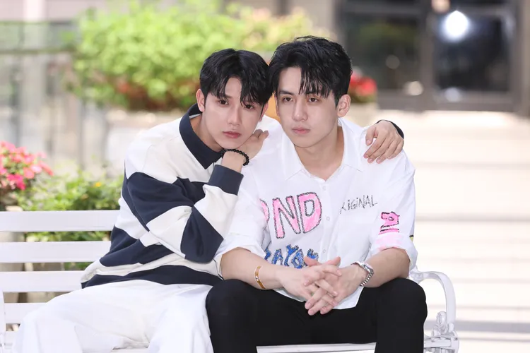 紀成澔（左）和葛兆恩約好下個月要一起回馬來西亞。彭欣偉攝