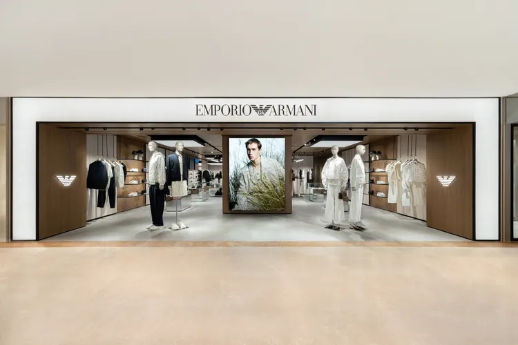 EMPORIO ARMANI進駐高雄漢神巨蛋。品牌提供