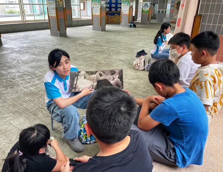 中華汽車每年主動舉辦希望閱讀計劃入校服務 ，投入逾百名志工。業者提供