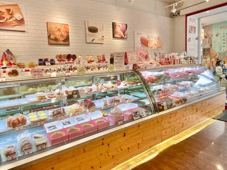 亞尼克於北捷東門站出口旁的門市可吸引不少國外旅客。莊偉祺攝