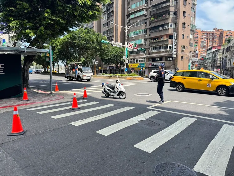 警方於現場疏導交通。警方提供