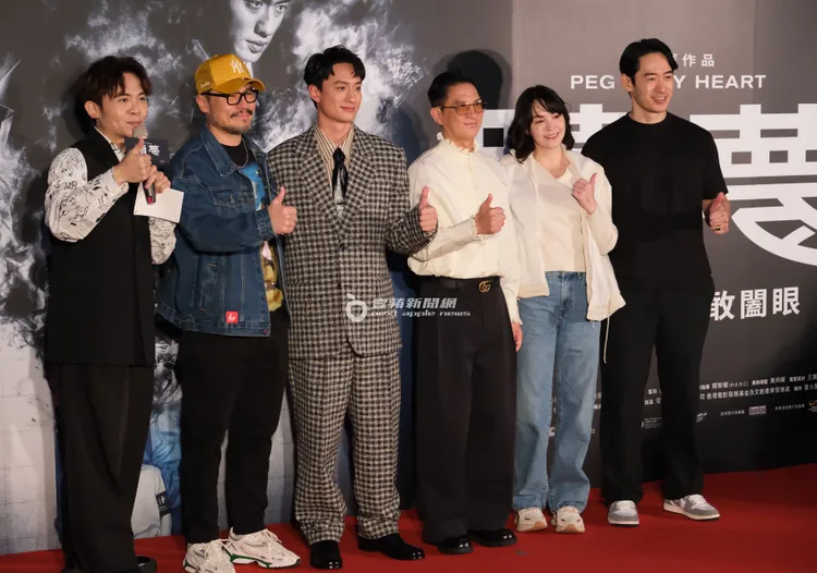 香港影帝張家輝（右三）是許多演員的偶像。特勤中心攝