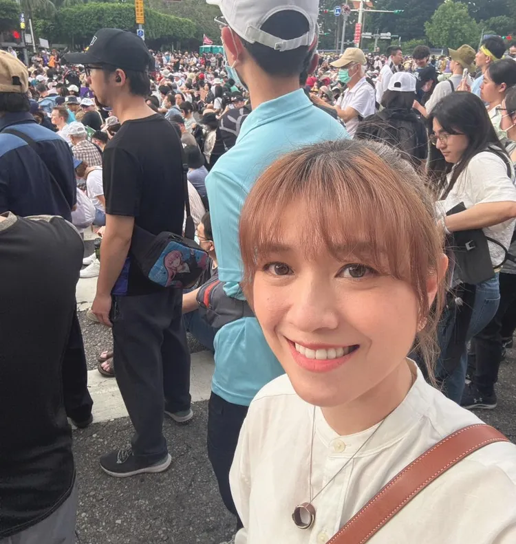 拒絕統戰大會凱道登場，民進黨籍台北市議員顏若芳也到場聲援。顏若芳臉書