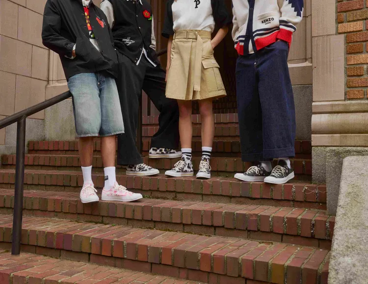 聯名鞋共推出1款高筒、2款低筒共3款全新設計。品牌提供