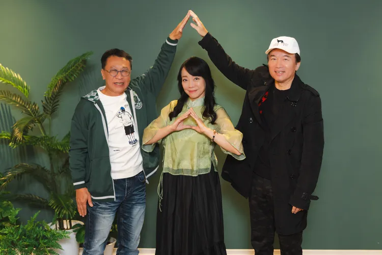 游安順（左起）、范瑞君、孫鵬出席茶敘。大愛提供