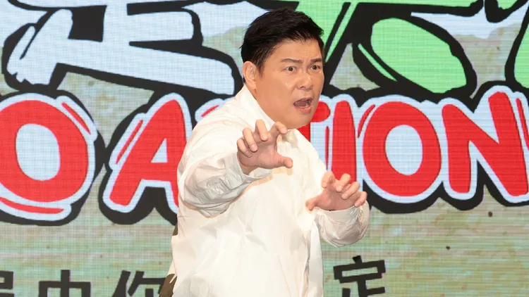 曾國城被爆摸女星大腿。資料照片