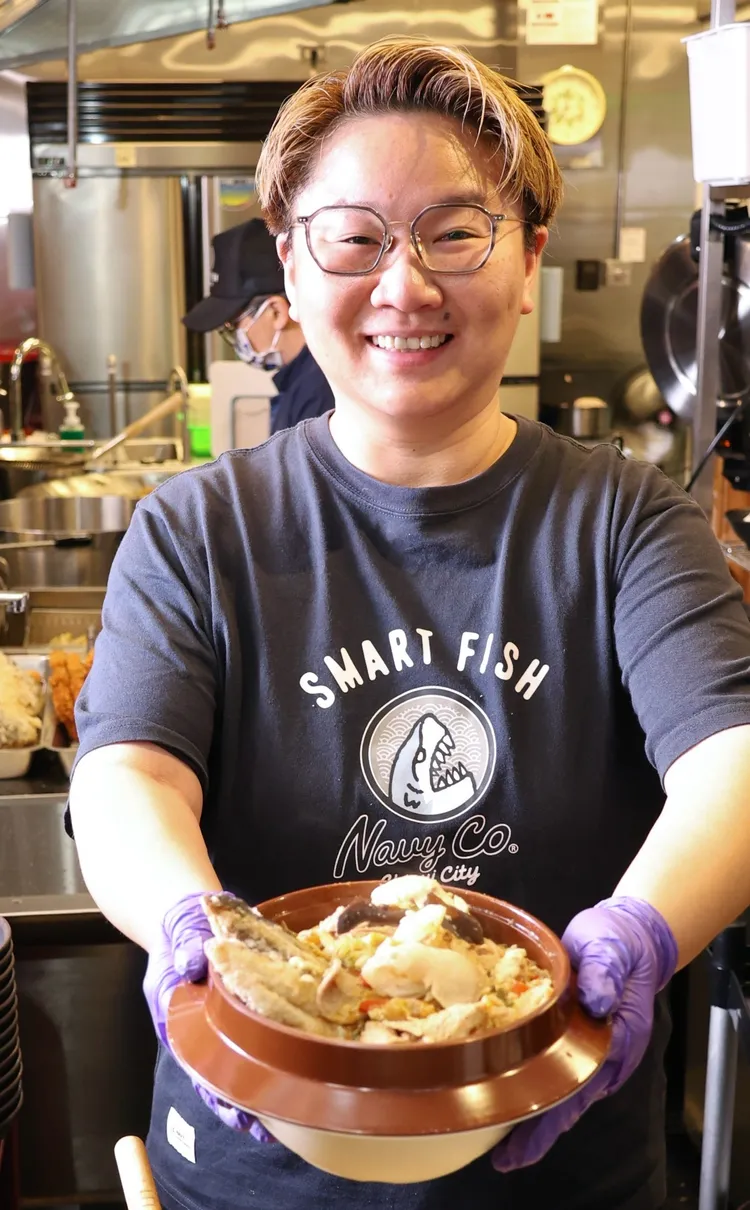 面臨餐飲業缺工的困境，林佳慧用第一代「免費加湯」的精神來留住員工。莊宗達攝