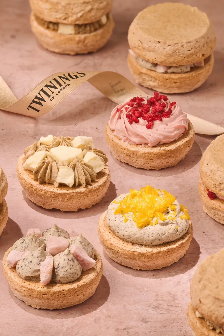 Myra唐寧茶達克瓦茲禮盒。業者提供