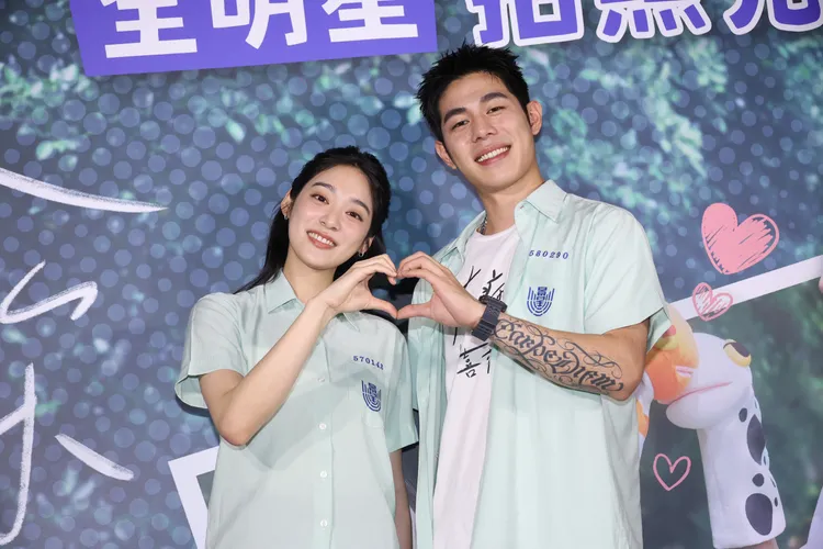 江齊和詹懷雲飾演男女主角。攝影中心攝