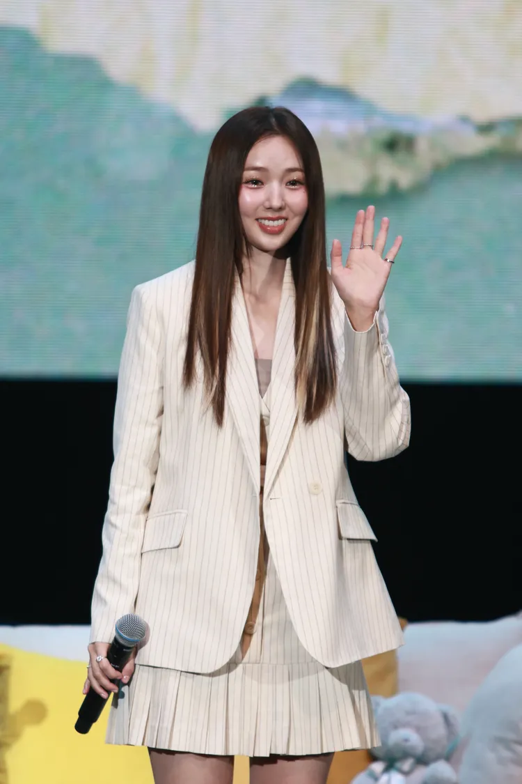 蔡秀彬揮手打招呼。彭欣偉攝