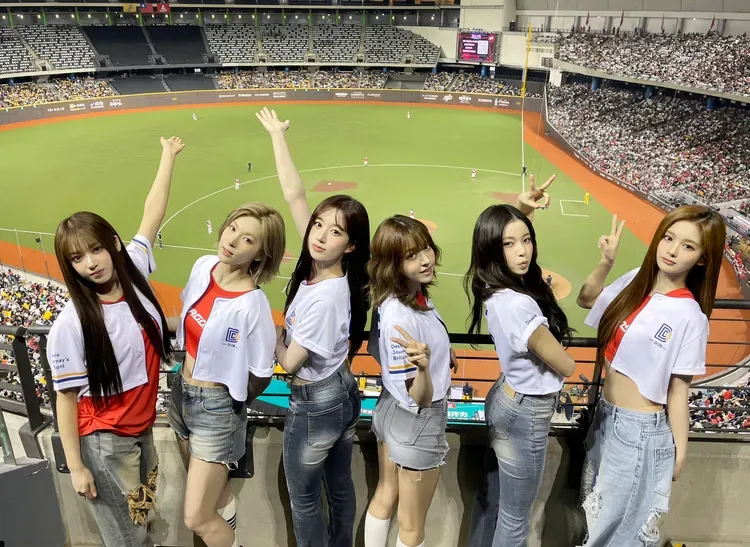 韓女團NMIXX成員智友（左起）、BAE、海嫄、Lily、圭珍、薛侖，分享首度站上台北大巨蛋好心情。翻攝NMIXX IG