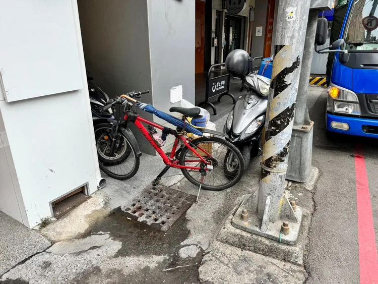 警方一下子就找到劉男的「老伴」。翻攝畫面