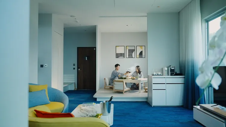 凱渡廣場酒店為迎接全新國際合作，即日起正式首度開賣「Preferred Suite」住房專案。業者提供