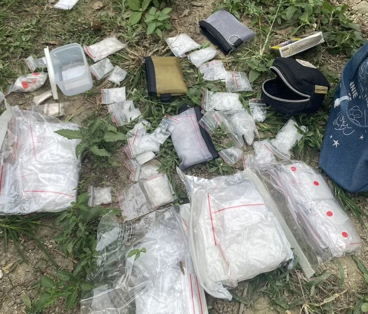 警方將溯源追查槍枝、毒品來源，並釐清黃男確切死因。翻攝照片