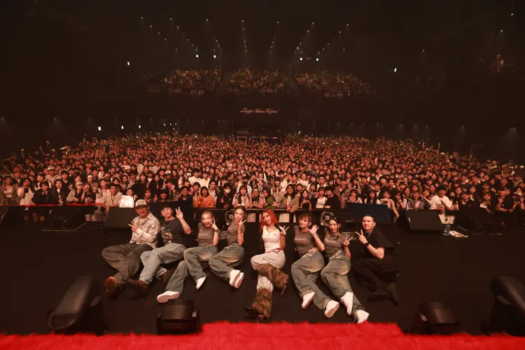 Karencici開唱吸引爆滿歌迷搶聽。華納音樂 x Boots n’ Cats Records提供