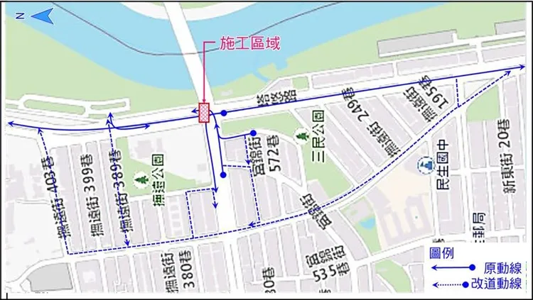 拆除作業將大範圍改道動線。台北市新工處提供