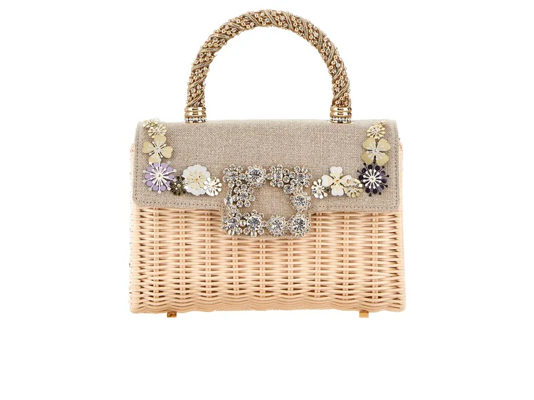 Roger VivierFlower Stass自然色亞麻法式花園刺繡藤編包，19萬2000元。品牌提供