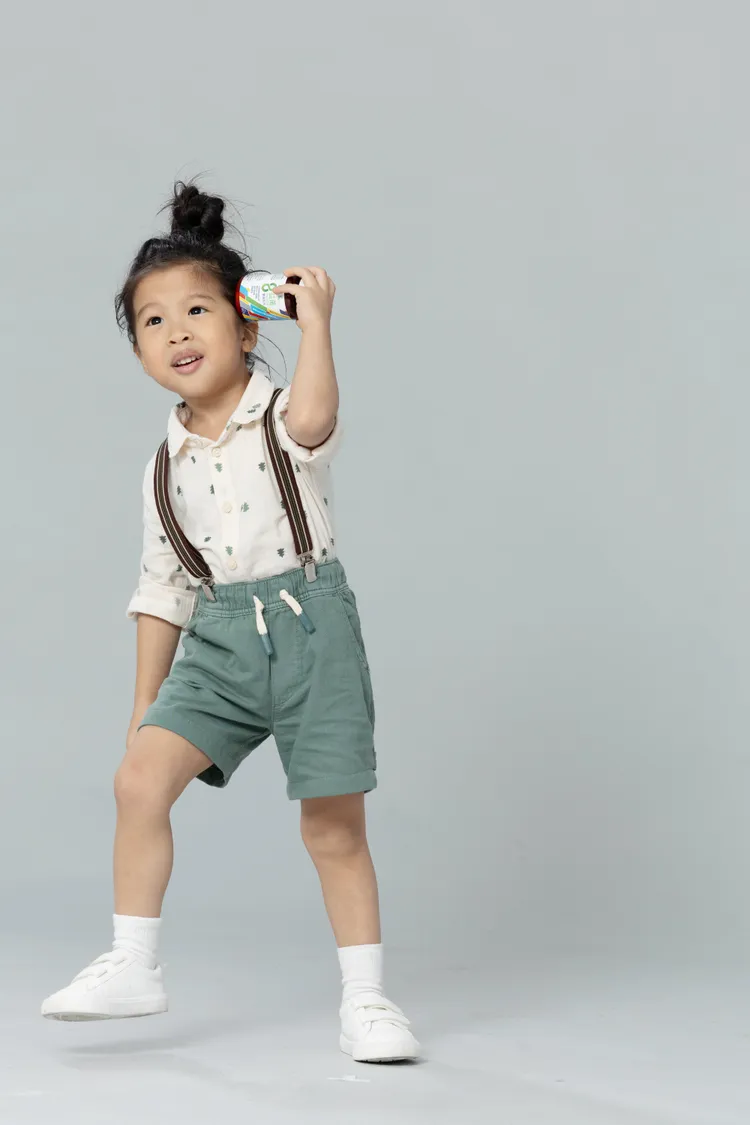 Travis廣告初登場表現亮眼。老行家8益菌提供