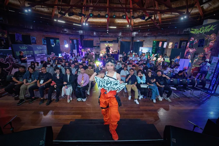 艾薇植牙進度倒數，粉絲打趣捨不得她的「牙牙」。圖／FranPunk提供