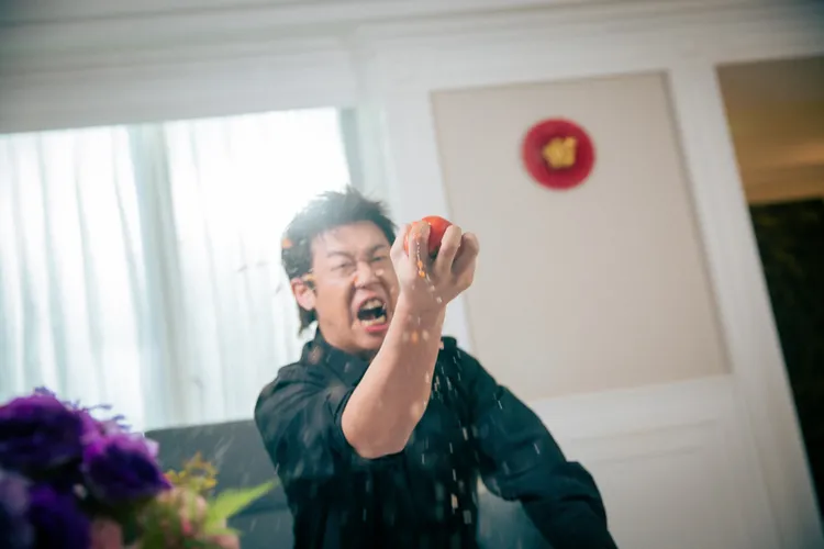 健志復刻八點檔爆橘。混血兒娛樂提供