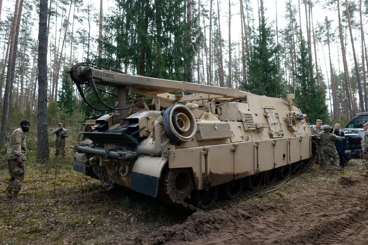 同型的M88裝甲救濟車，非當事車輛。美聯社