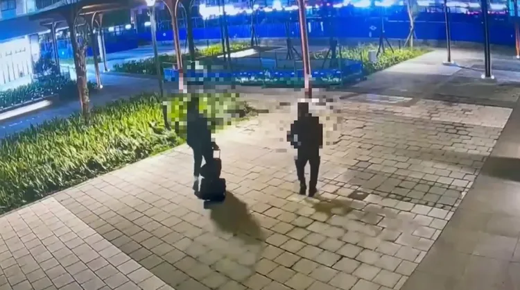 竊賊深夜闖入工地偷竊。警方提供