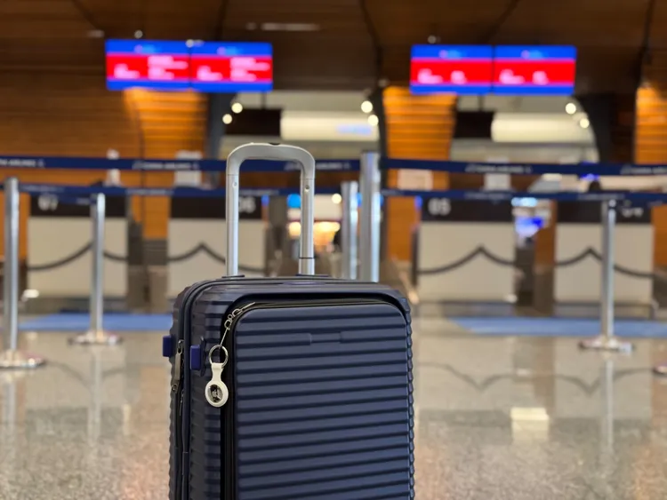 使用Apple AirTag服務，擁有者可隨時停止分享位置，且分享連結會在7天後自動失效。華航提供