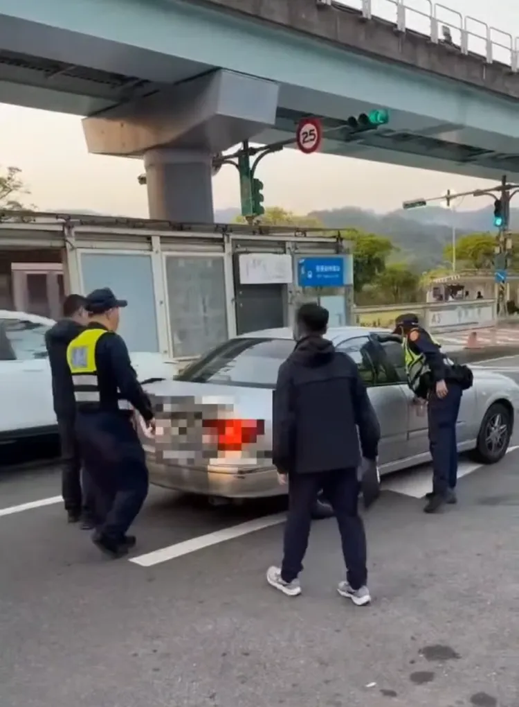 警方到場排除狀況。警方提供