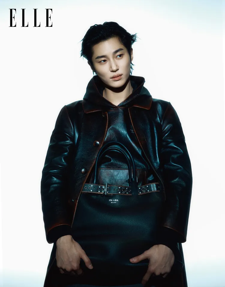 邊佑錫拍攝《ELLE》封面。《ELLE》國際中文版提供